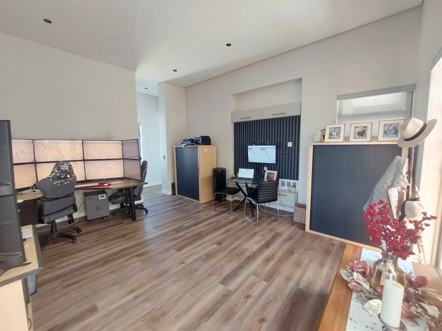 4 Bedroom Property for Sale in Oubaai Western Cape